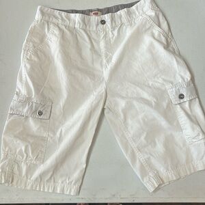 White Levi shorts